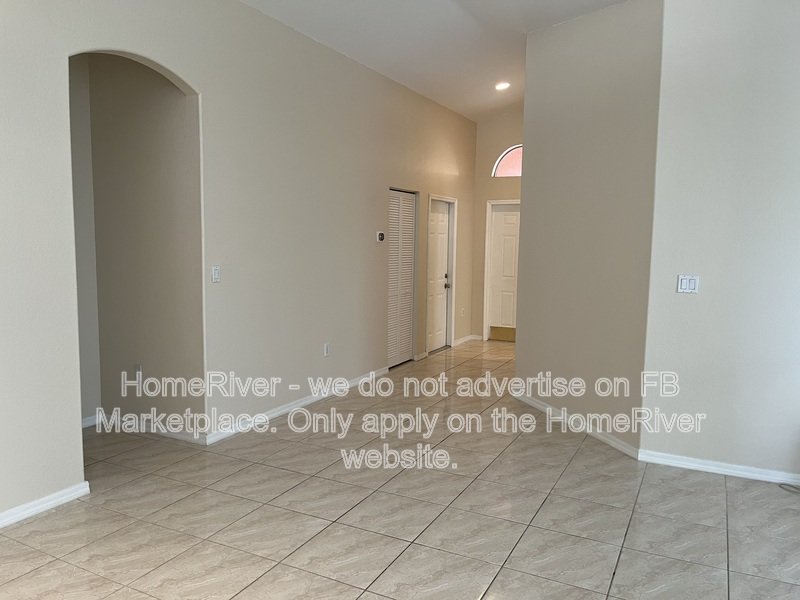 Do Not Miss Out - 1921 SE 15th St, Homestead, FL property image