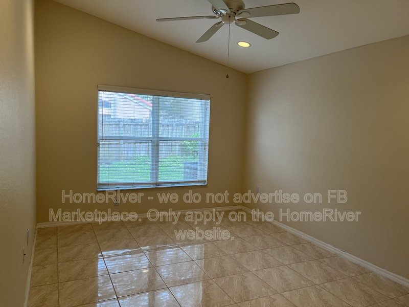 Do Not Miss Out - 1921 SE 15th St, Homestead, FL property image