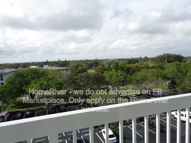 Move In Ready! 5700 NW 2ND AVE APT 604, BOCA RATON FL 33487 property image
