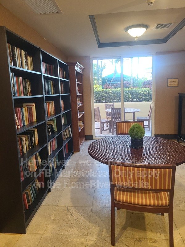 Move In Ready! 520 SE 5TH AVE APT 1510 FORT LAUDERDALE FL 33301 property image