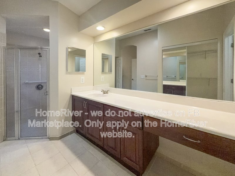 Move-in Ready! 1921 SE 15th St, Homestead, FL property image
