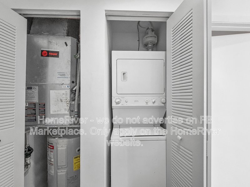 Loft Style 2BR Apt I Rooftop Pool I Stunning Views property image