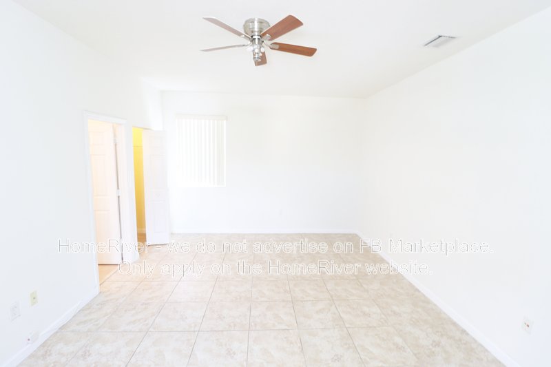 Move In Ready! 17027 SW 94TH WAY MIAMI FL 33196 property image