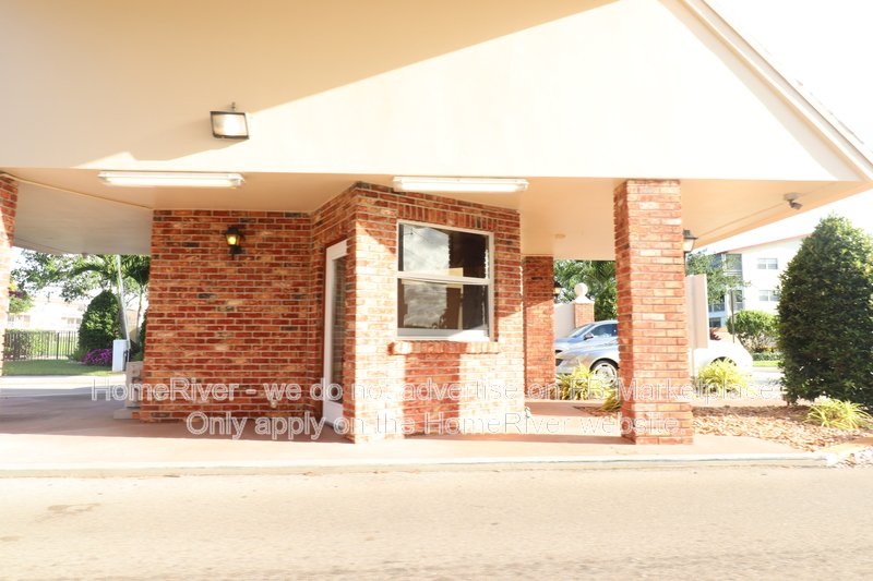 beautiful first-floor condo in century village ? 55+ gated community! property image