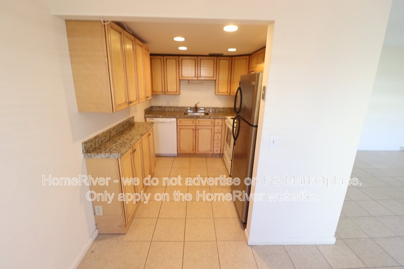 beautiful first-floor condo in century village ? 55+ gated community! property image