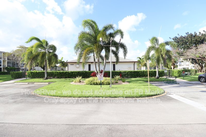 beautiful first-floor condo in century village ? 55+ gated community! property image