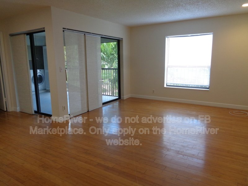 Enjoy lovely lake Views From Your Screened-in Balcony! property image