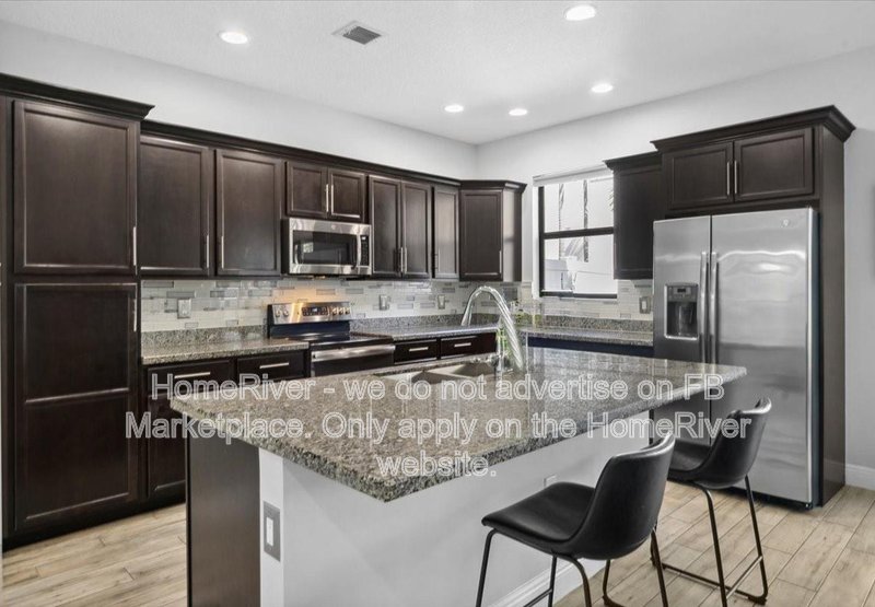 Pristine Gated Chapel Grove Contemporary 3 Bedroom 2.5 Modern Bath! property image