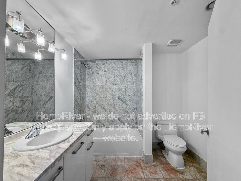 Modern Studio in Downtown Miami On 3rd Floor property image