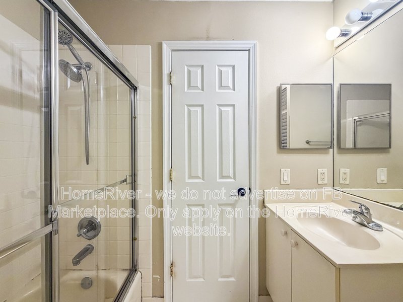 Pool | Pet Friendly | Fenced property image
