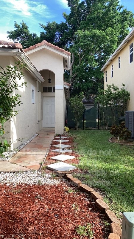 Charming 3BD/2BA Single-Family Home | Gated Community | Pet-Friendly property image